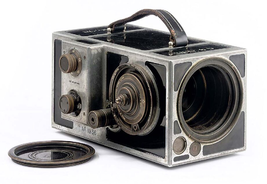 1932. Cooke Varo 40-120mm Variable Focal (Zoom) Lens