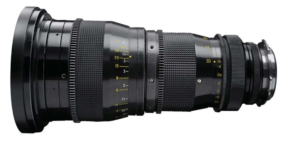 Cooke Varopanchro 20-60 T3.1. Photo by Cine Lens Manual.